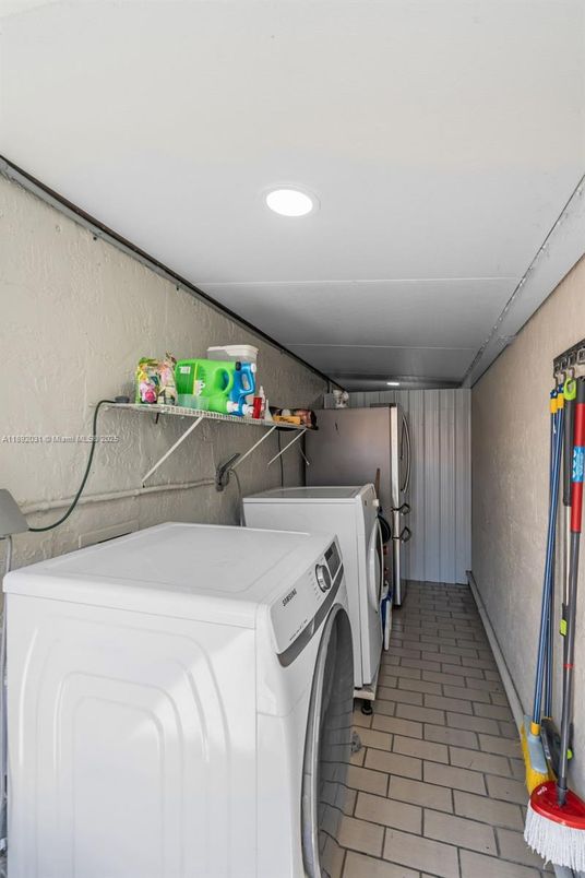 Interior, Recessed Lighting, Washer