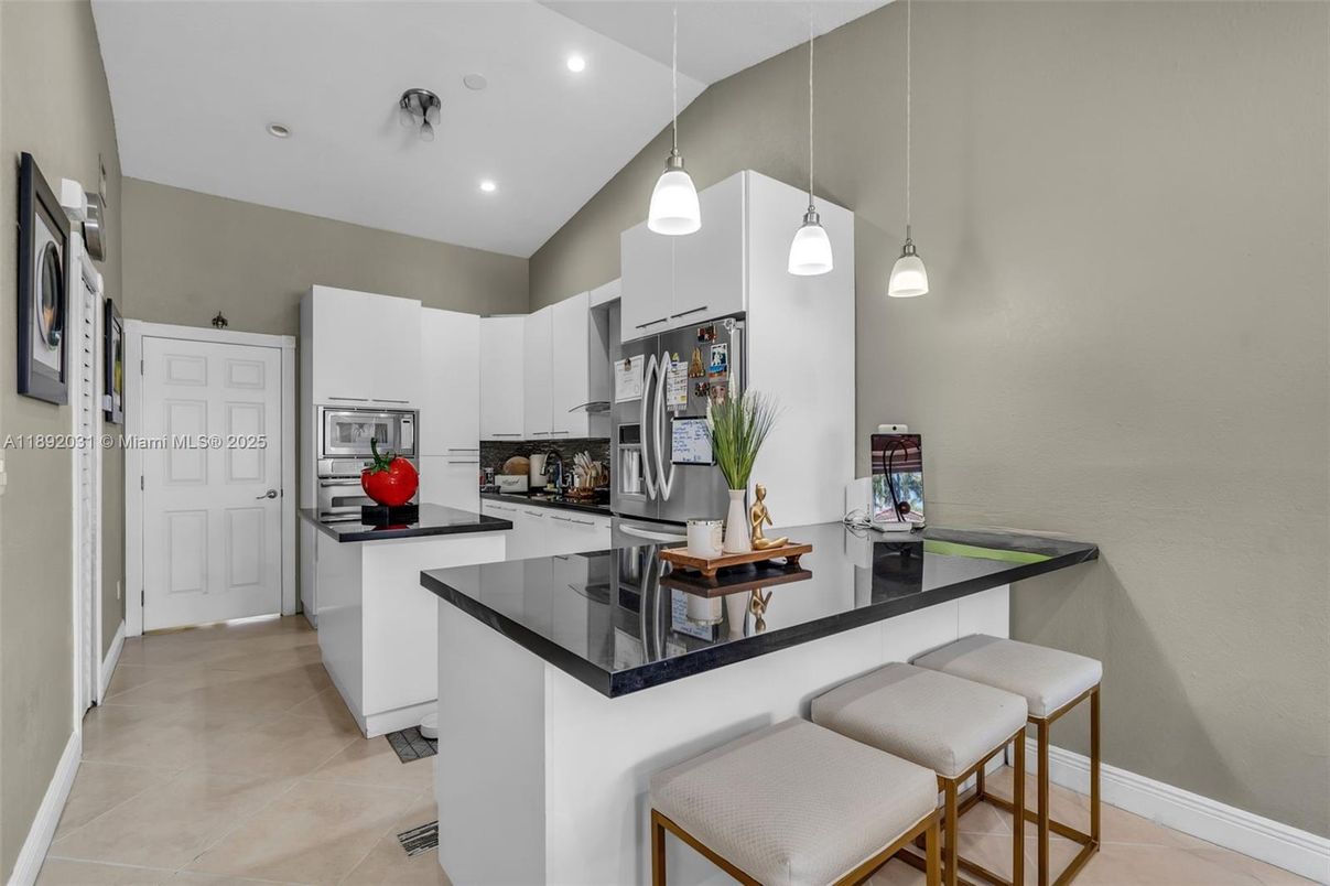 Interior, Kitchen, Pendant Lights, Recessed Lighting, Stainless Steel Appliances