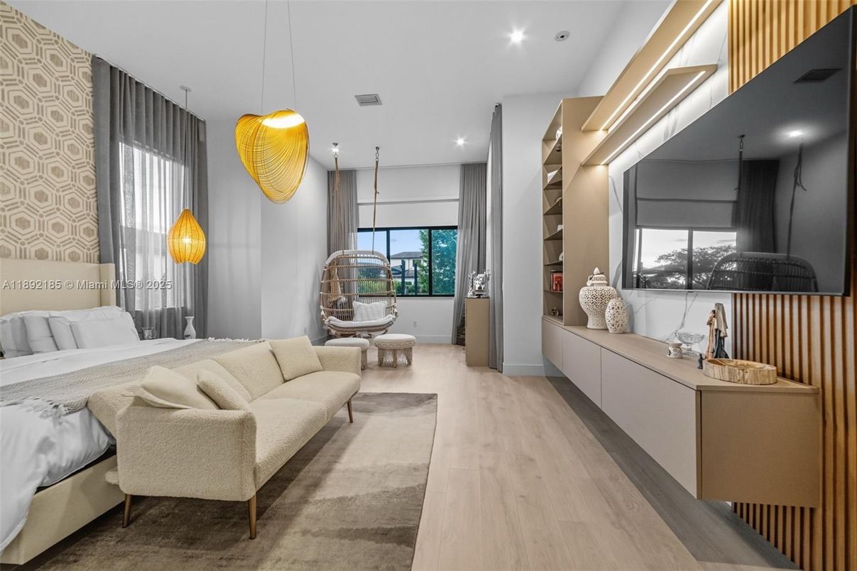 Bedroom, Interior, Pendant Lights, Recessed Lighting, Wood Texture Flooring