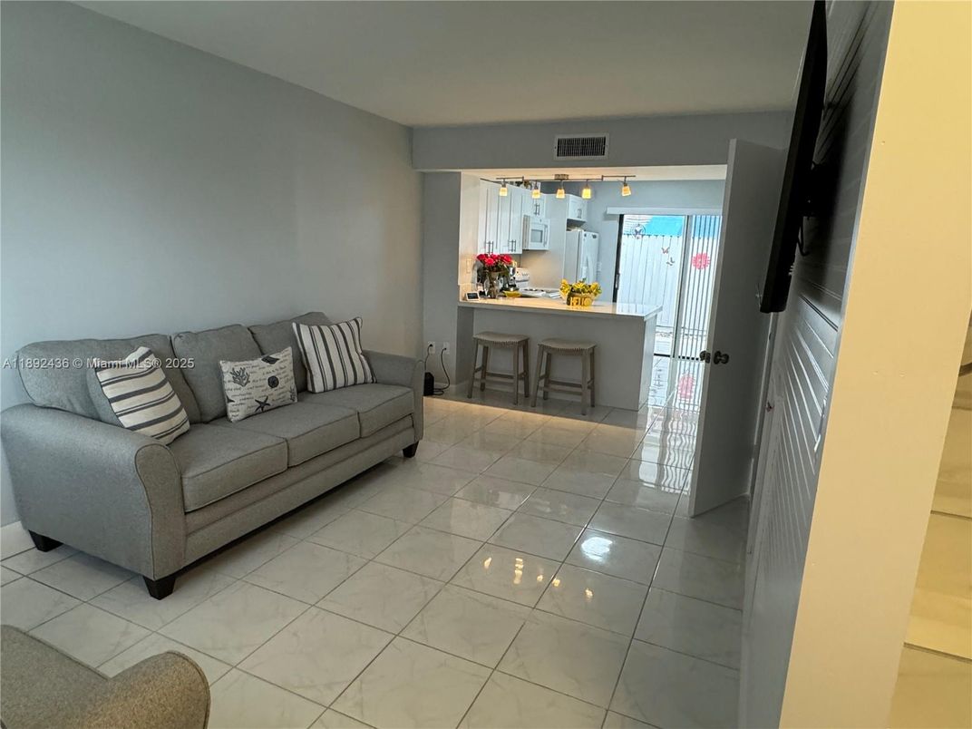 Interior, Kitchen, Pendant Lights