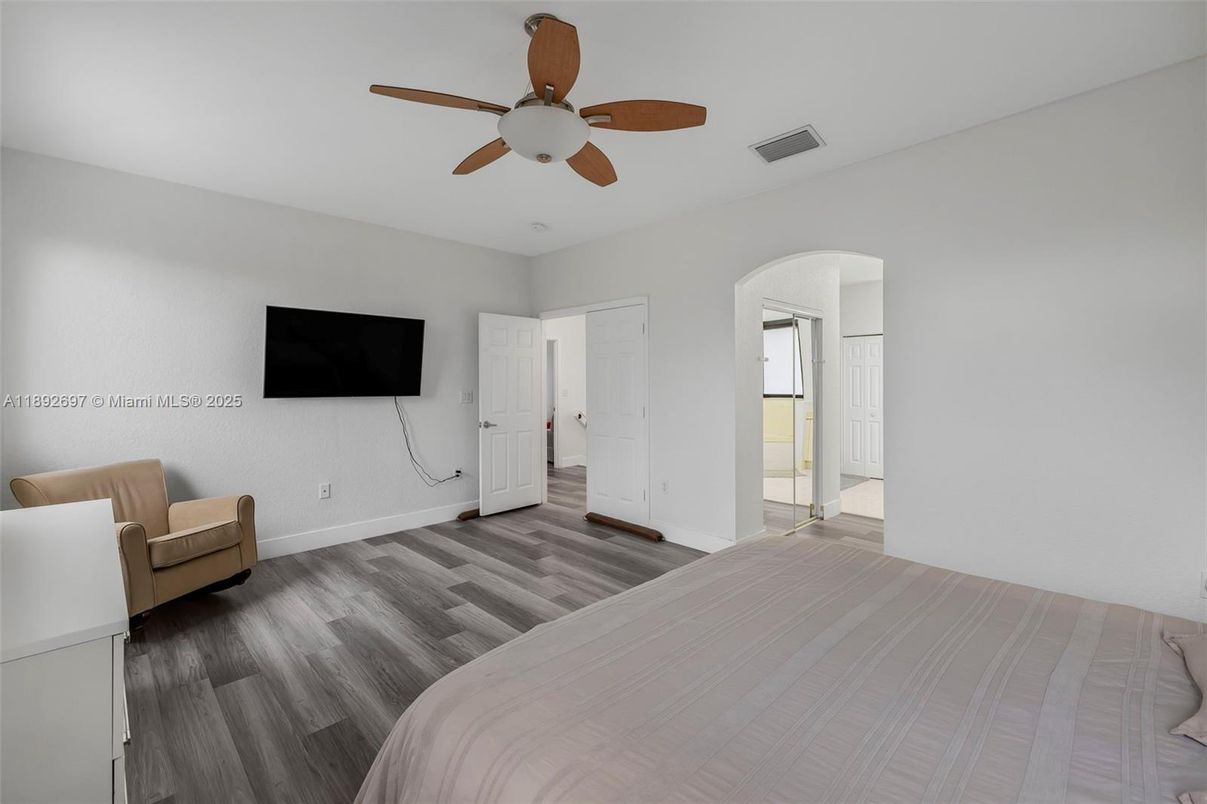 Bedroom, Interior, Wood Texture Flooring