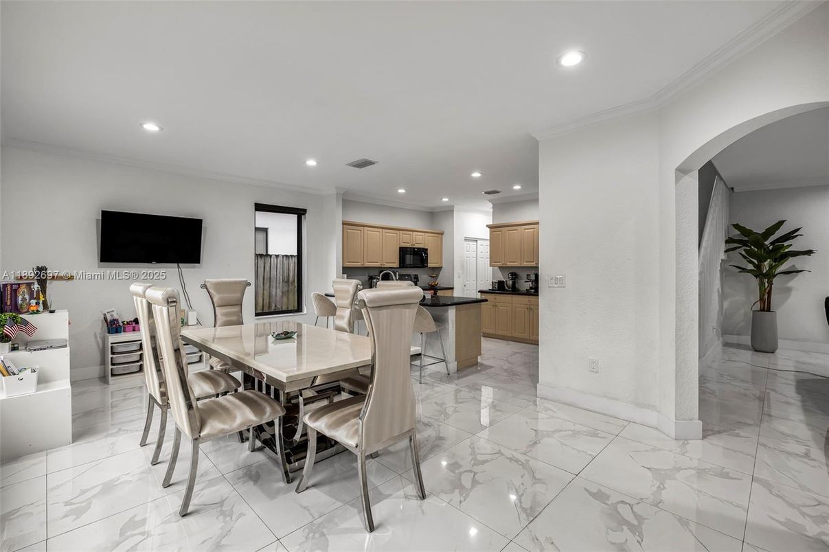 Dining room, Interior, Kitchen, Living room, Marble, Recessed Lighting