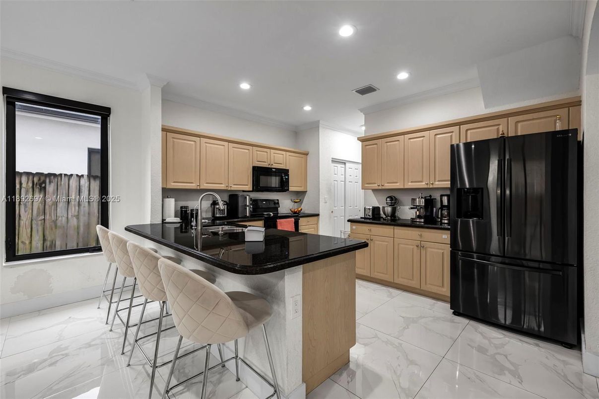 Interior, Kitchen, Marble, Recessed Lighting