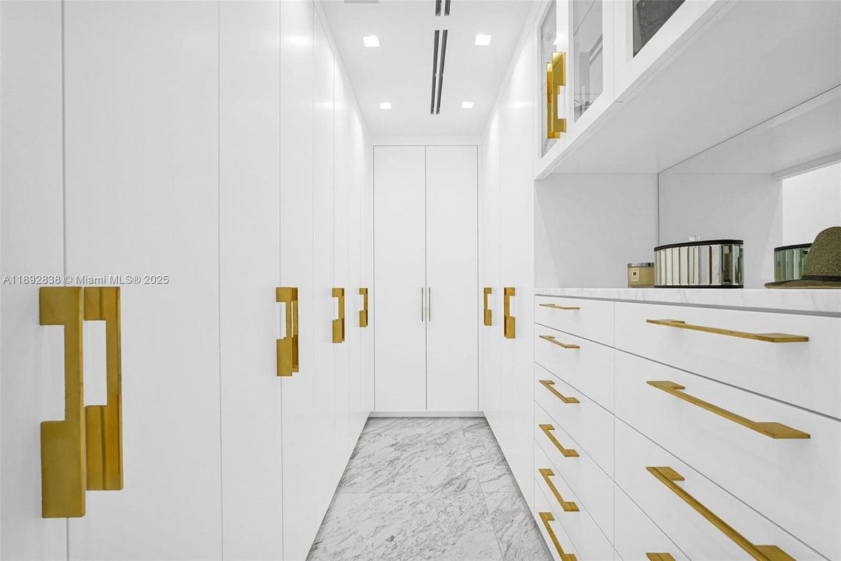Interior, Marble, Recessed Lighting