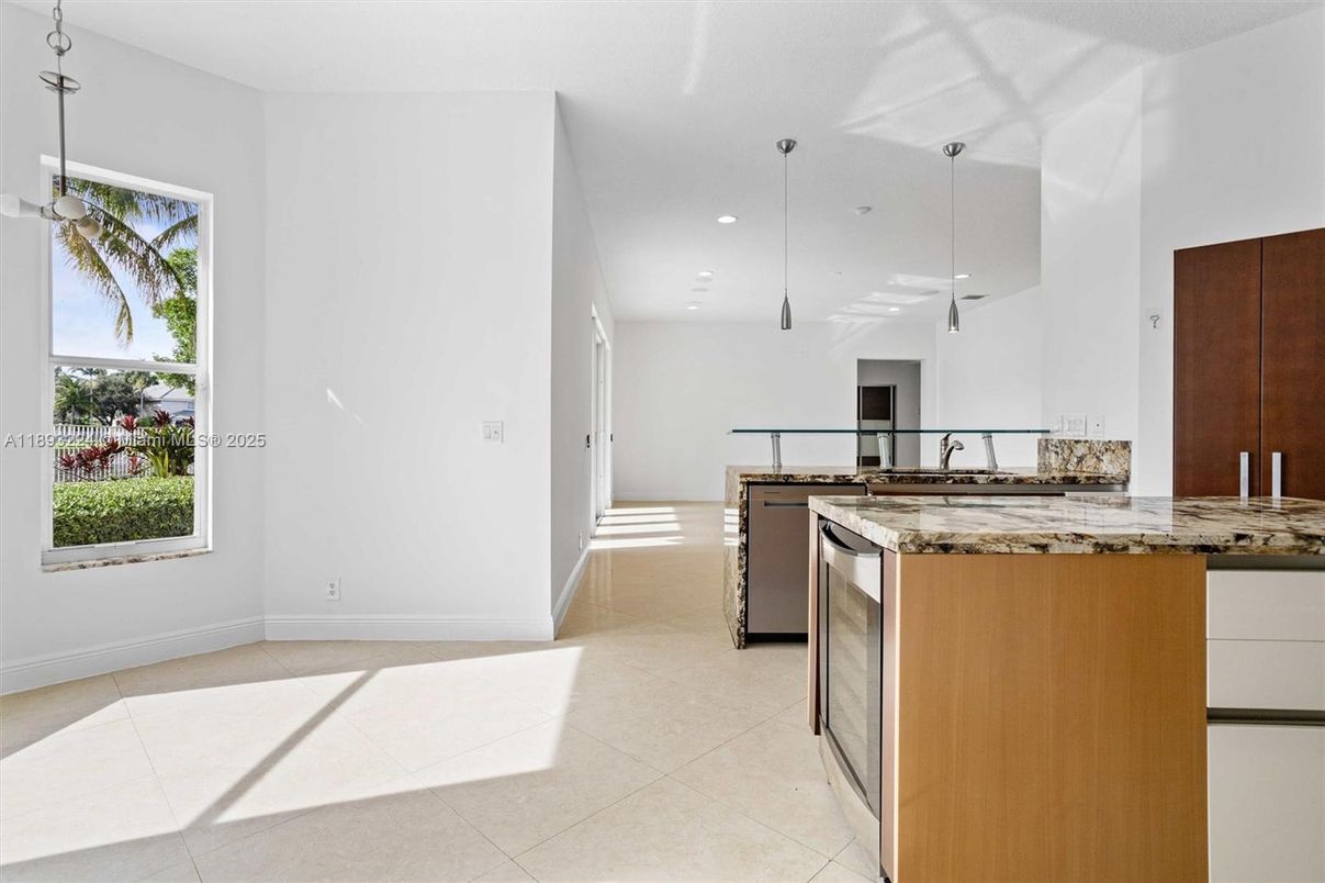 Interior, Kitchen, Pendant Lights, Recessed Lighting