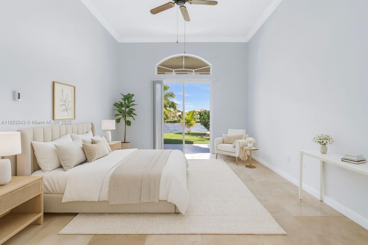 Bedroom, Interior, Water