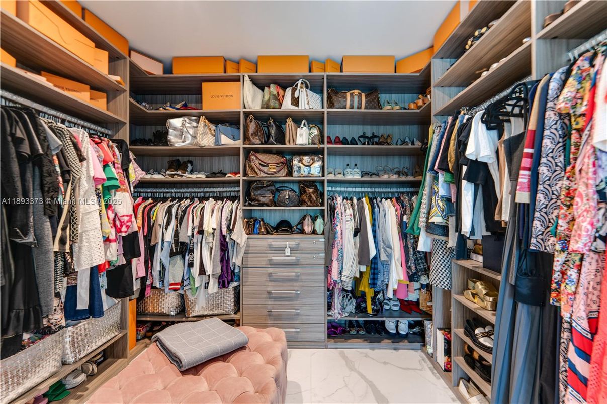 Interior, Marble, Walk-in Closets