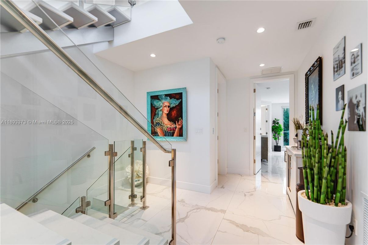Interior, Marble, Recessed Lighting
