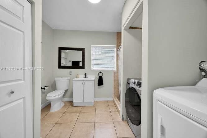 Bathroom, Interior, Recessed Lighting, Washer
