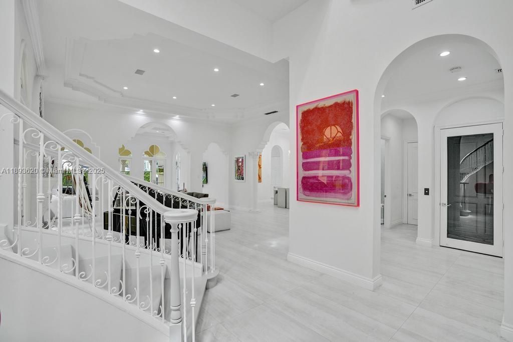 Interior, Recessed Lighting