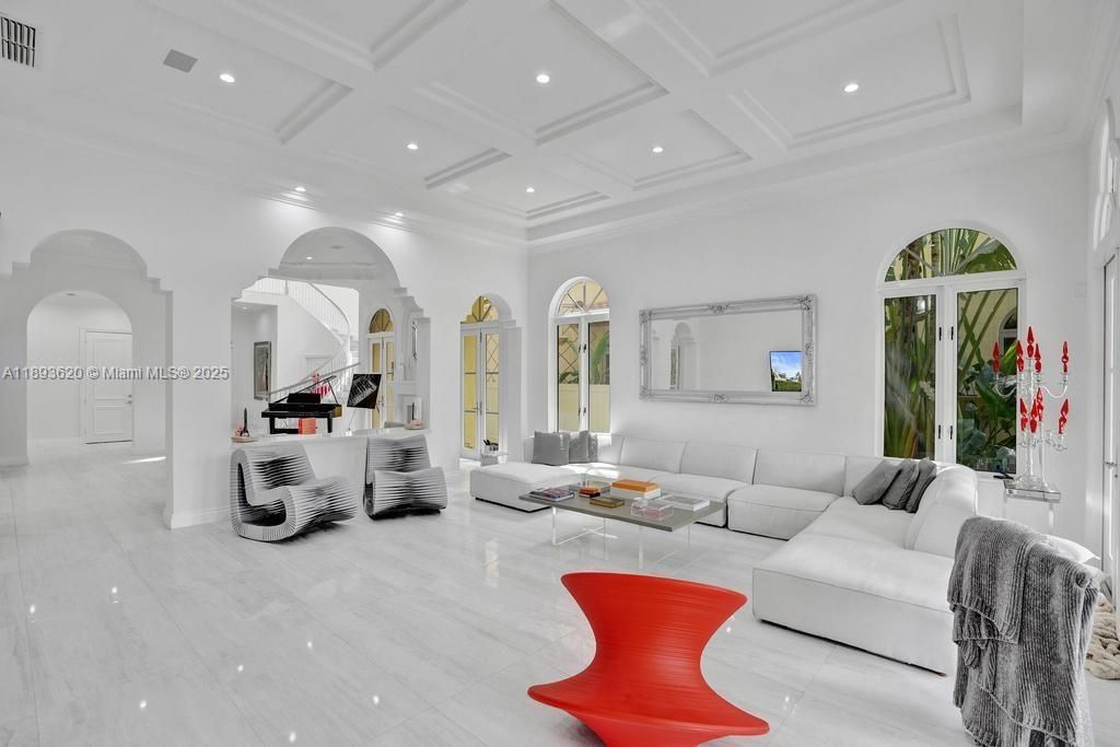 Interior, Living room, Piano, Recessed Lighting
