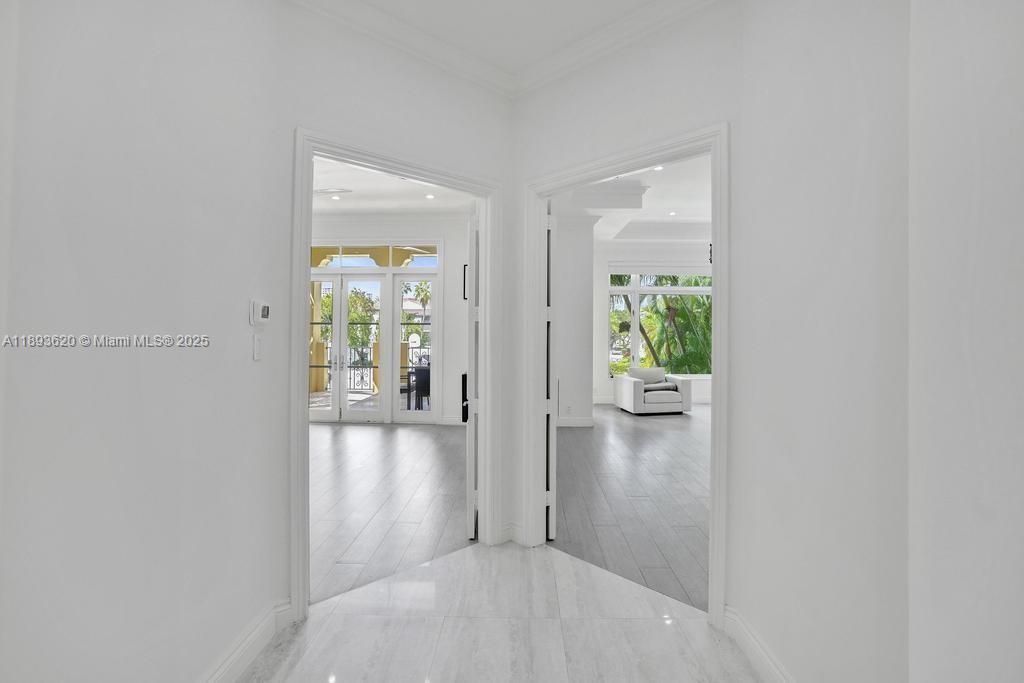 Empty room, Interior, Marble, Recessed Lighting, Water, Wood Texture Flooring