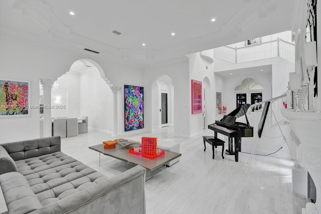 Interior, Living room, Piano, Recessed Lighting