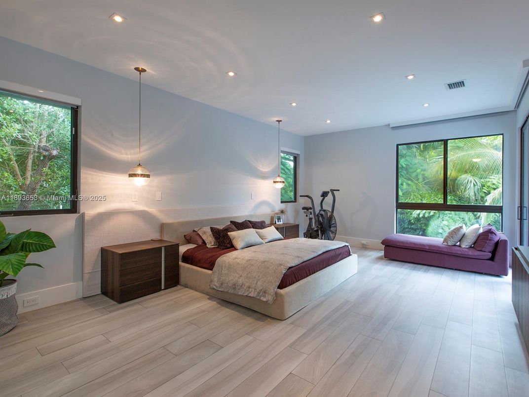 Bedroom, Interior, Pendant Lights, Recessed Lighting, Wood Texture Flooring