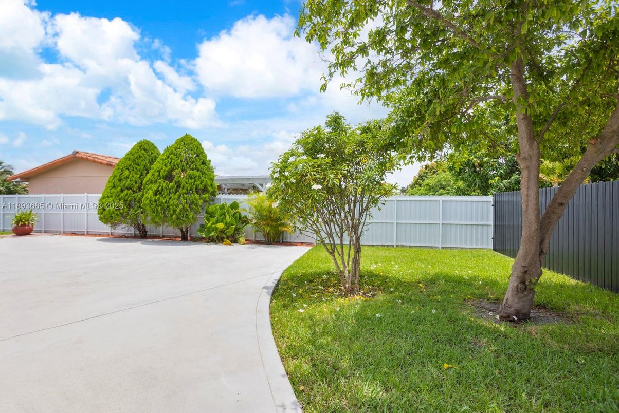 Backyard, Detached Garage, Exterior
