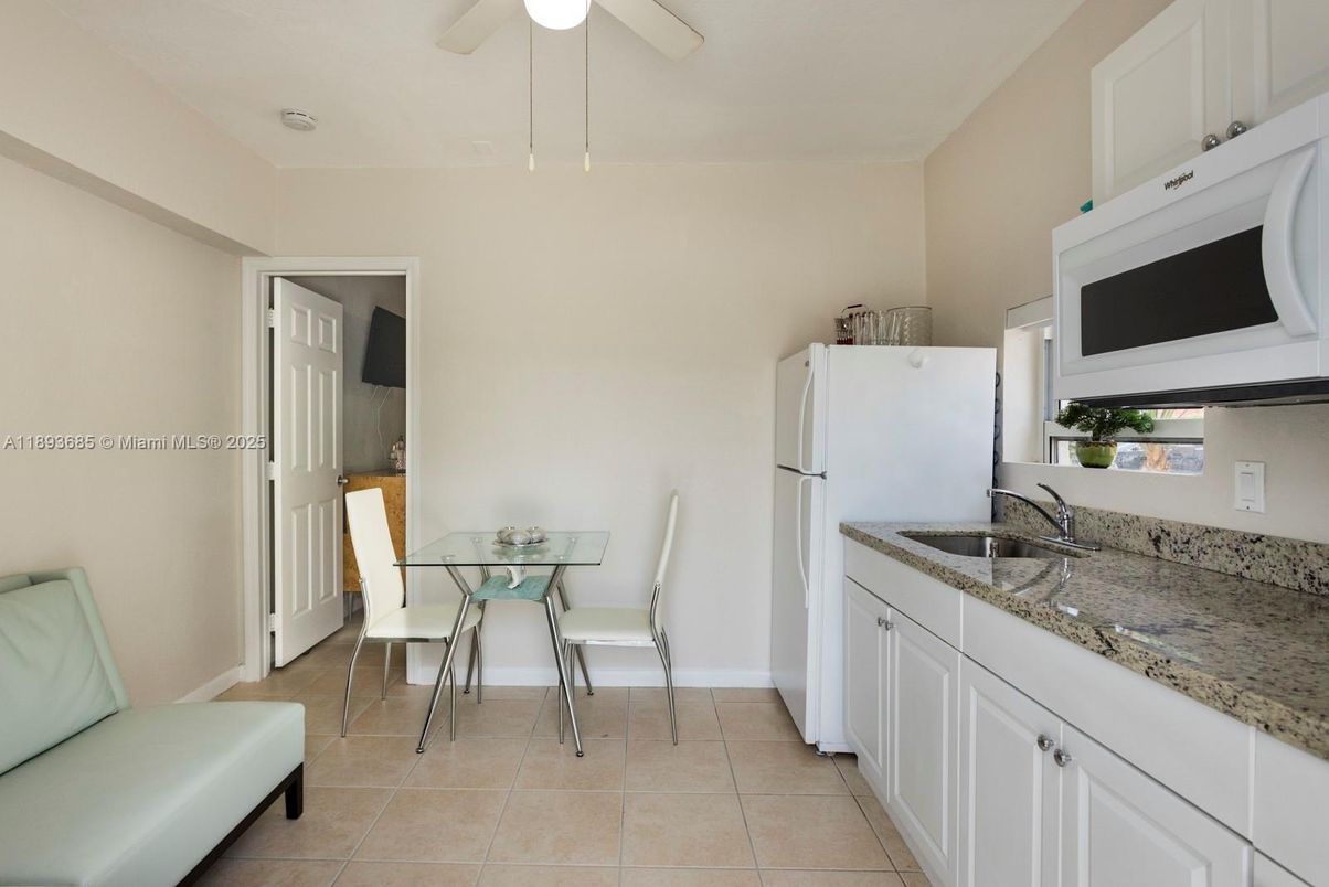 Dining room, Interior, Kitchen