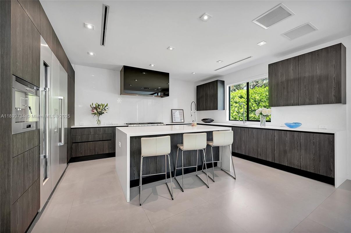 Interior, Kitchen, Recessed Lighting