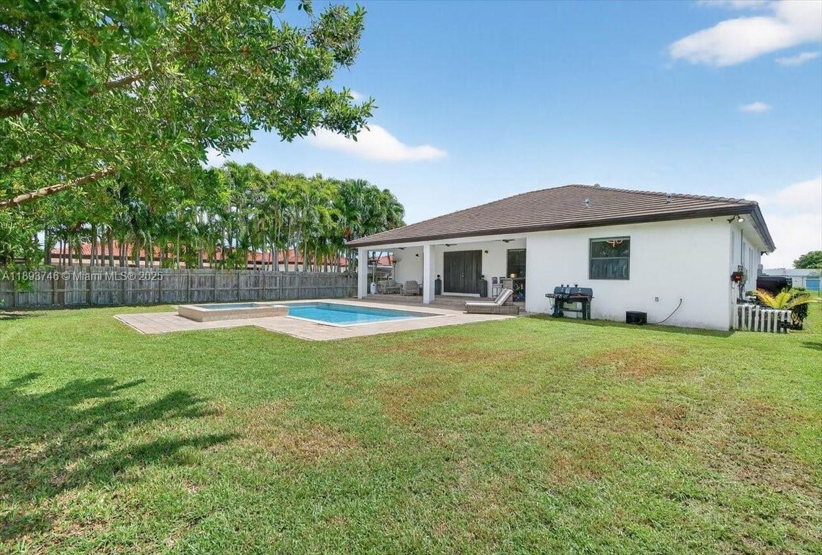 Backyard, Exterior, Pool