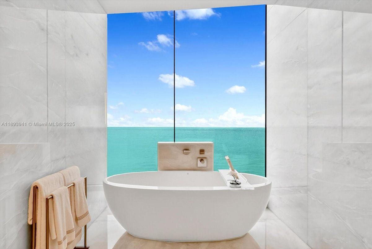 Bathroom, Free Standing Baths, Interior, Marble Walls, Water