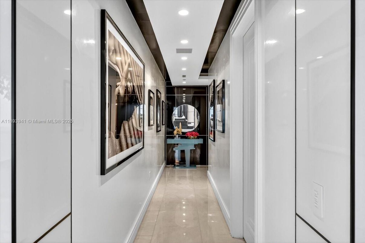Interior, Recessed Lighting