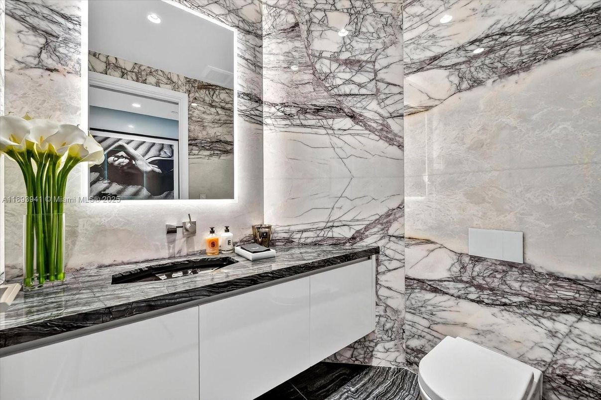 Bathroom, Interior, Marble Walls, Recessed Lighting