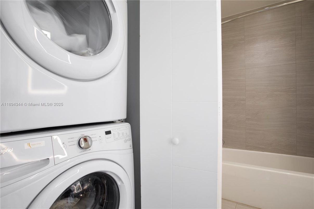 Interior, Utility Closets, Washer
