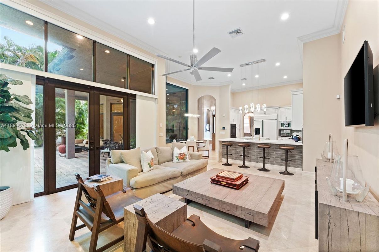 Interior, Kitchen, Living room, Pendant Lights, Recessed Lighting