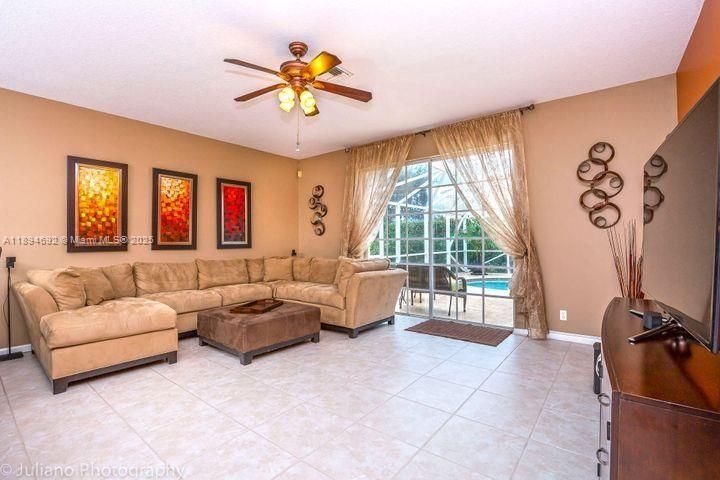 Interior, Living room
