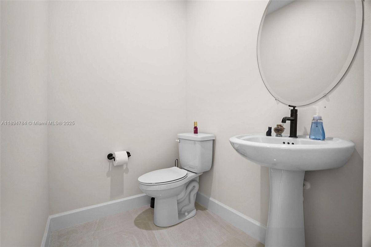 Bathroom, Interior