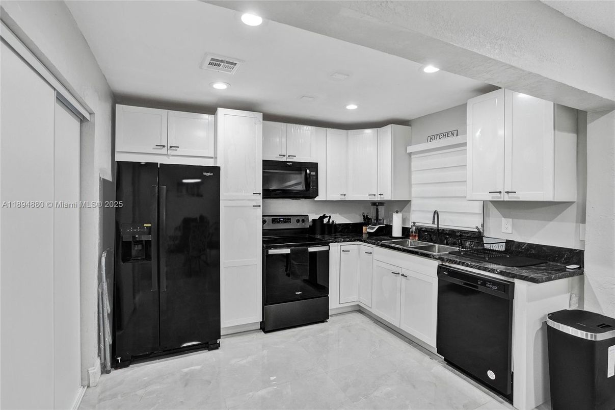 Interior, Kitchen, Recessed Lighting
