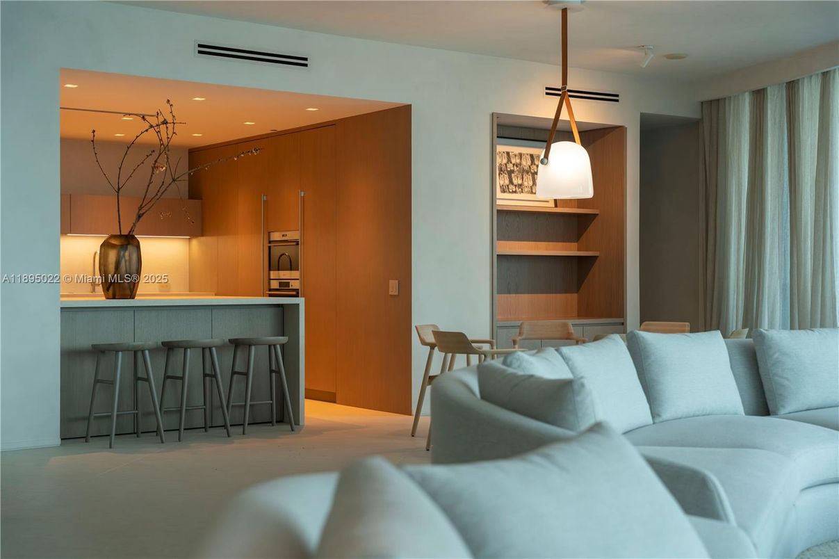 Interior, Kitchen, Living room, Pendant Lights, Recessed Lighting