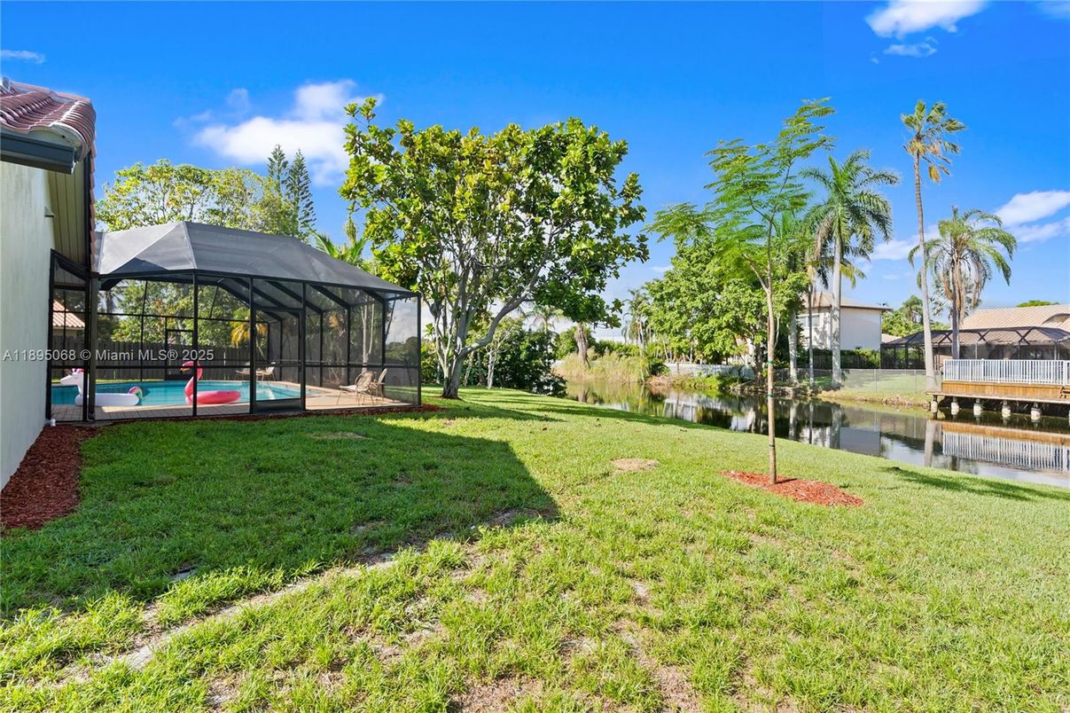 Backyard, Exterior, Water