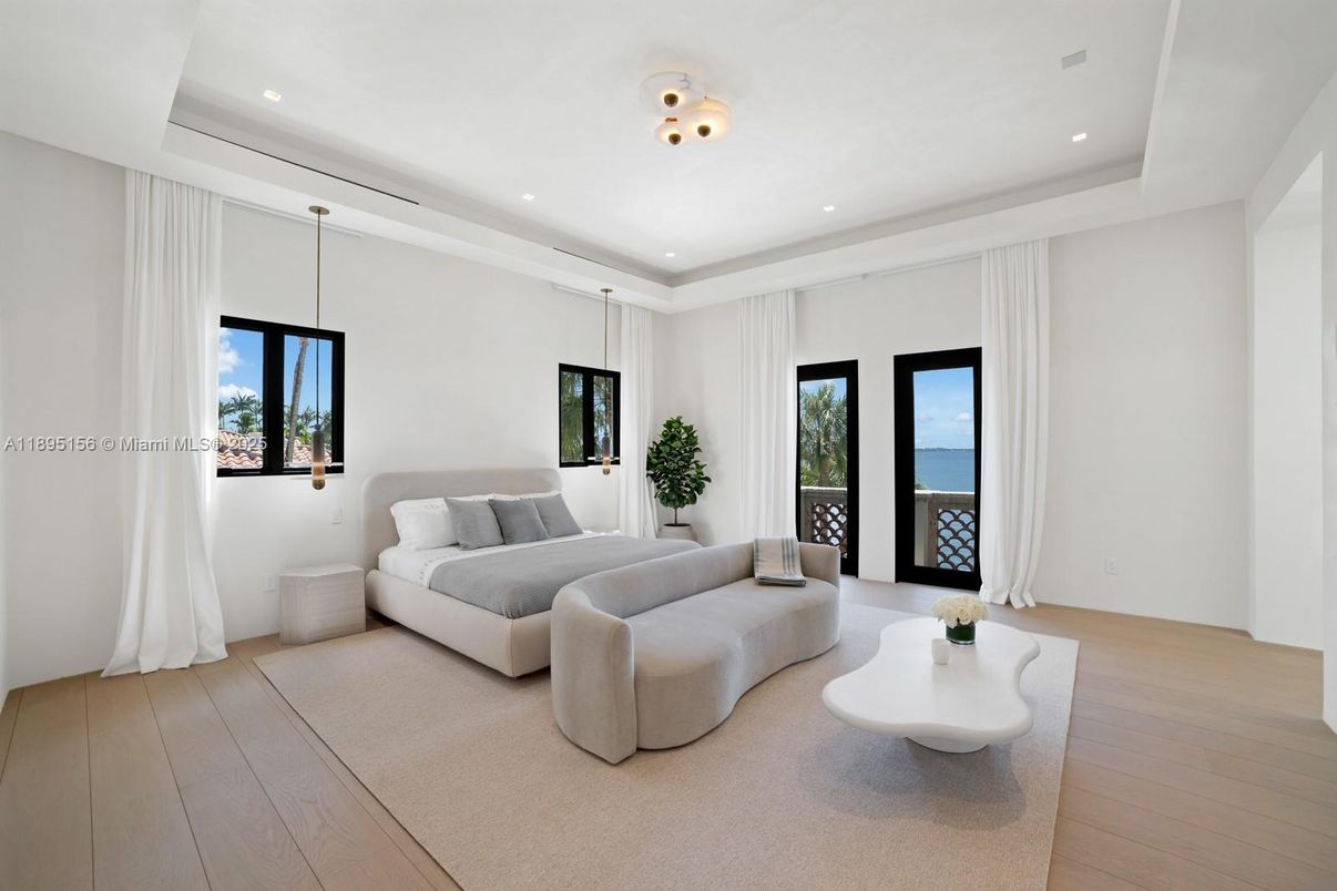 Bedroom, Interior, Recessed Lighting, Water, Wood Texture Flooring