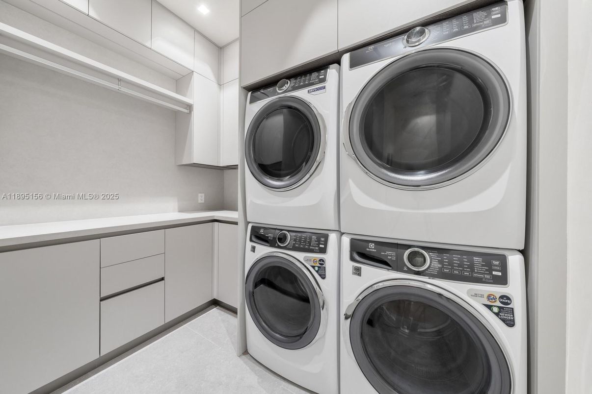 Interior, Recessed Lighting, Washer