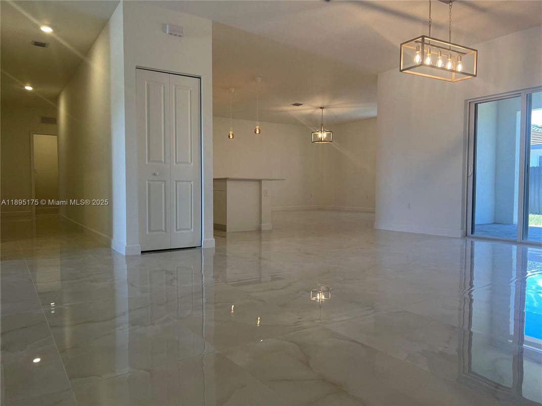 Empty room, Interior, Marble, Pendant Lights
