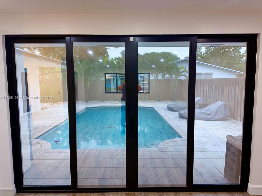 Interior, Pool, Water