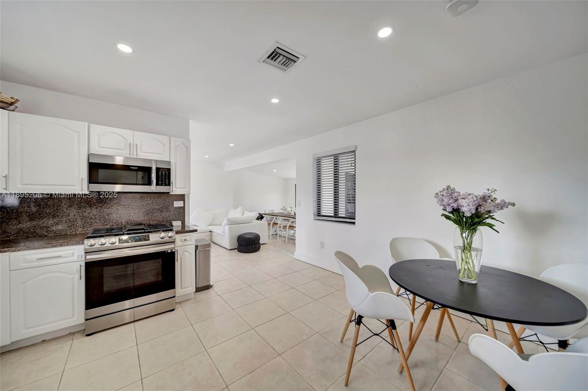 Dining room, Interior, Kitchen, Living room, Recessed Lighting, Stainless Steel Appliances