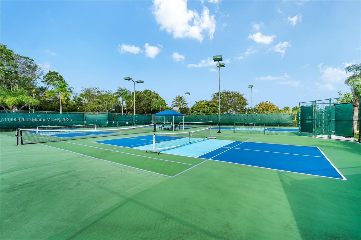 Exterior, Tennis Courts