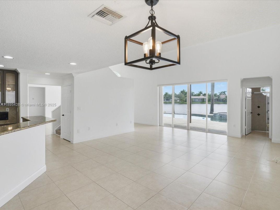 Chandelier, Empty room, Interior, Recessed Lighting, Water
