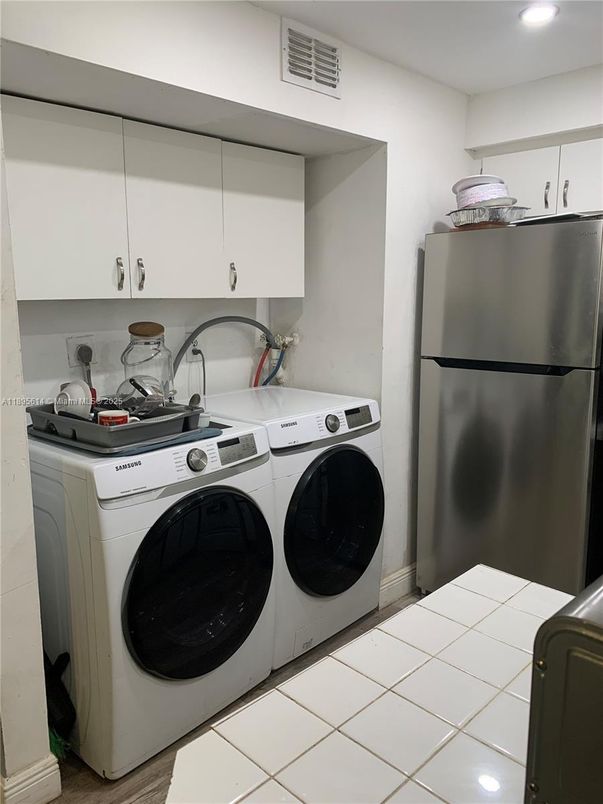 Interior, Recessed Lighting, Washer