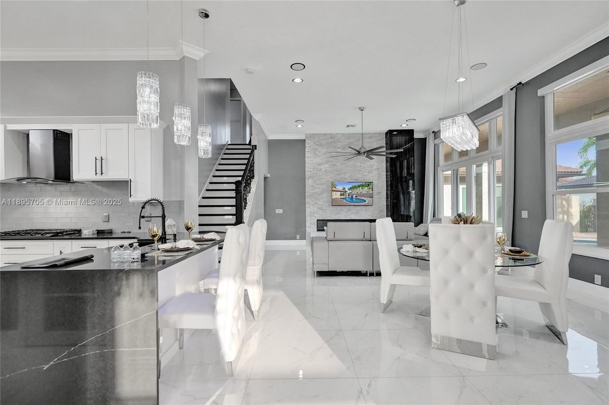 Dining room, Interior, Kitchen, Marble, Pendant Lights, Recessed Lighting, Stainless Steel Appliances
