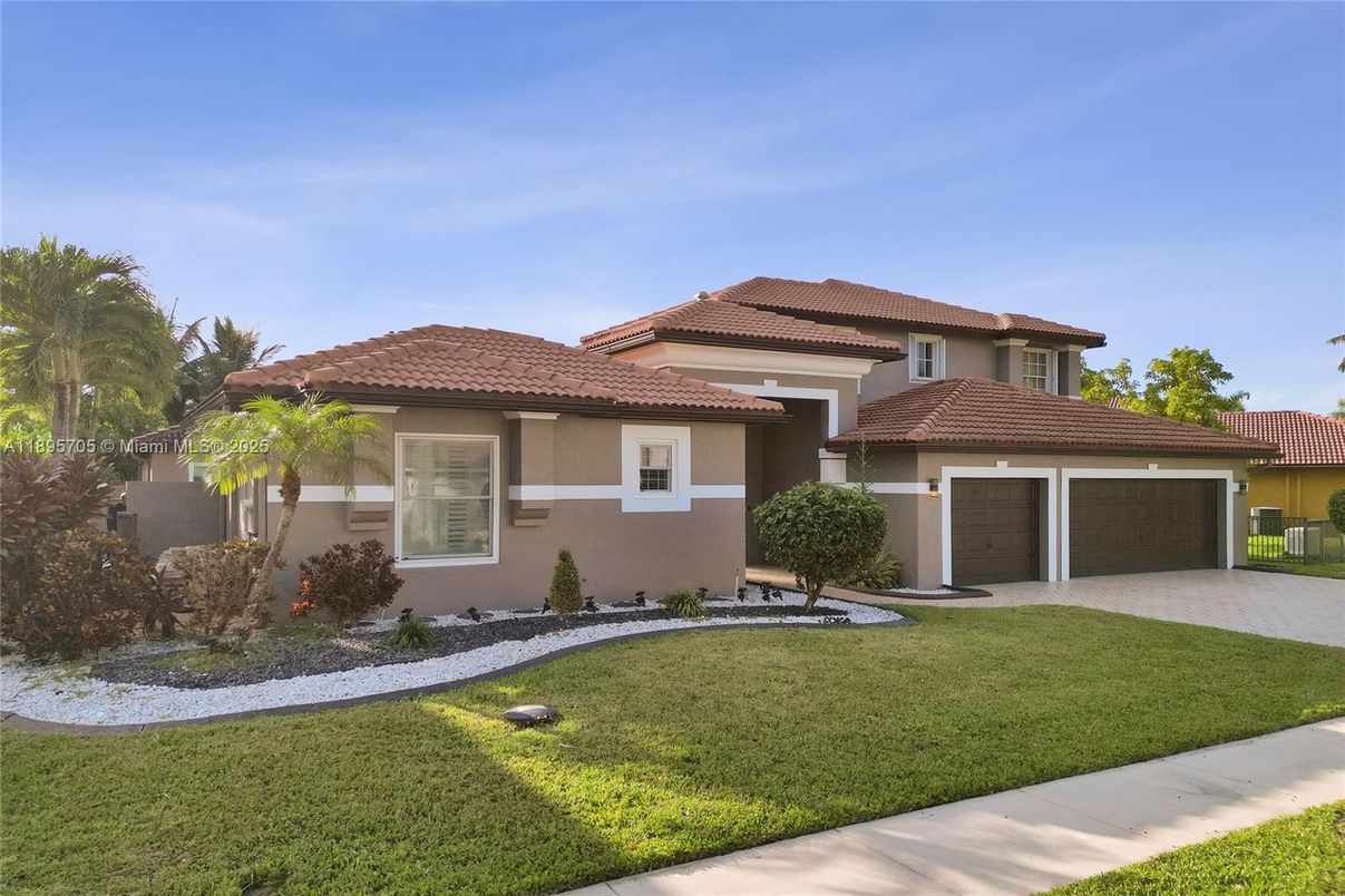 Attached, Backyard, Exterior, Facade, Mediterranean