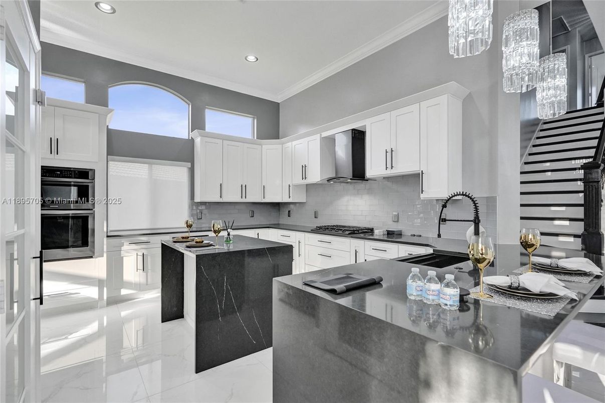 Chandelier, Interior, Kitchen, Recessed Lighting, Stainless Steel Appliances