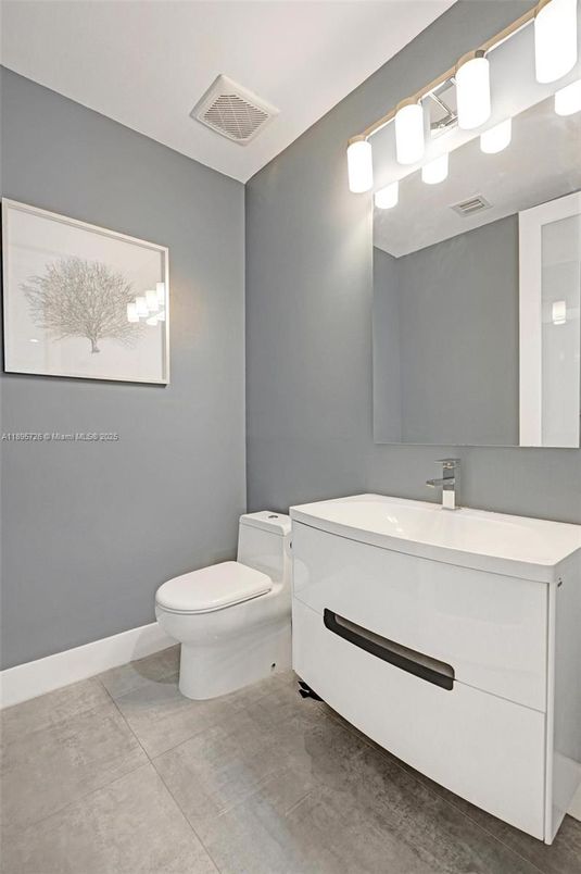 Bathroom, Interior