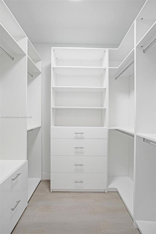 Interior, Walk-in Closets, Wood Texture Flooring