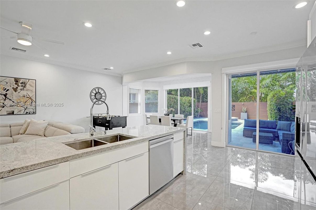 Dining room, Interior, Kitchen, Living room, Recessed Lighting