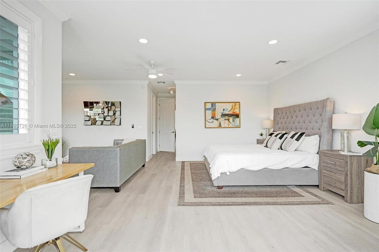 Bedroom, Interior, Recessed Lighting, Wood Texture Flooring