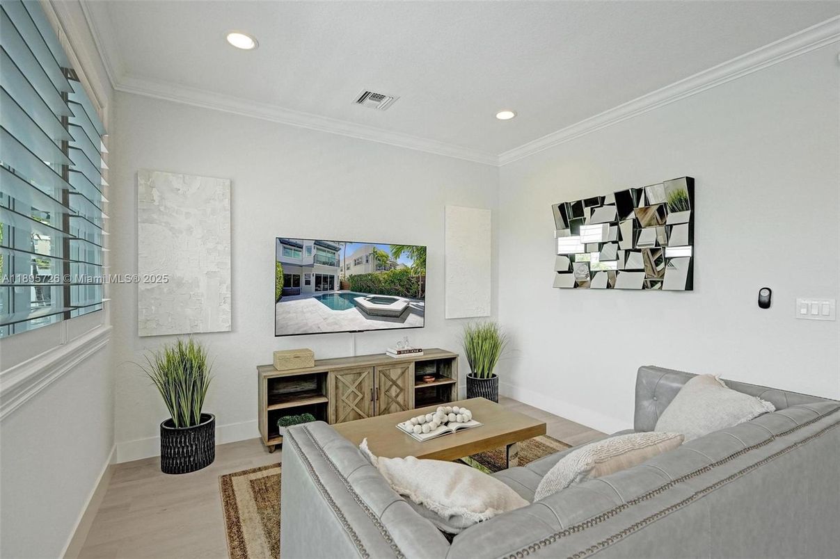 Interior, Living room, Recessed Lighting, Wood Texture Flooring
