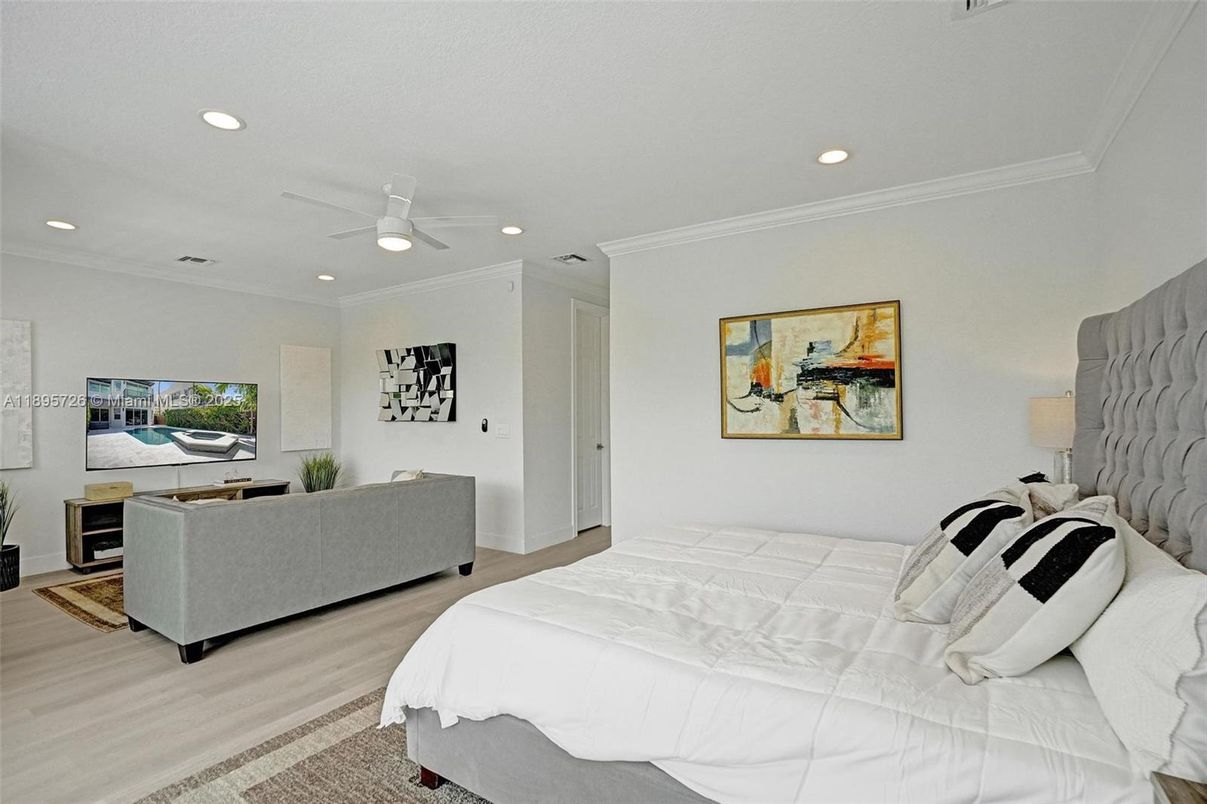 Bedroom, Interior, Recessed Lighting, Wood Texture Flooring