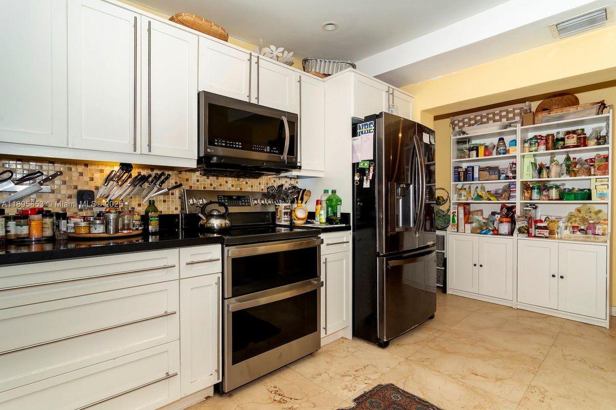 Interior, Kitchen, Recessed Lighting